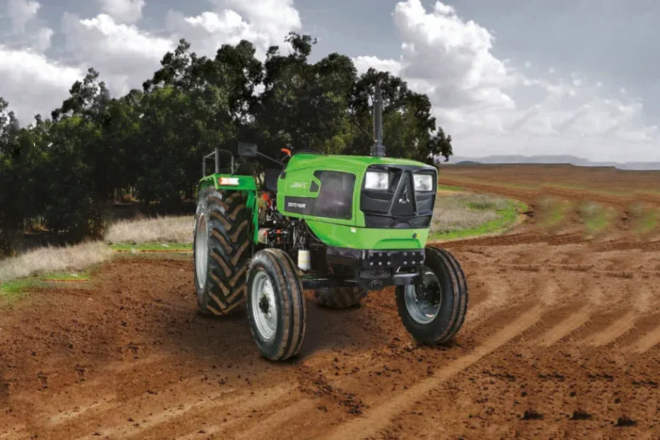 Deutz Fahr 3042E Front Right Side