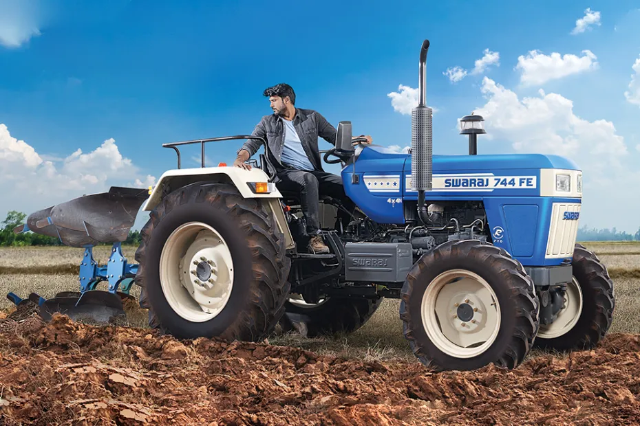 Swaraj 744 FE 4WD Right Side