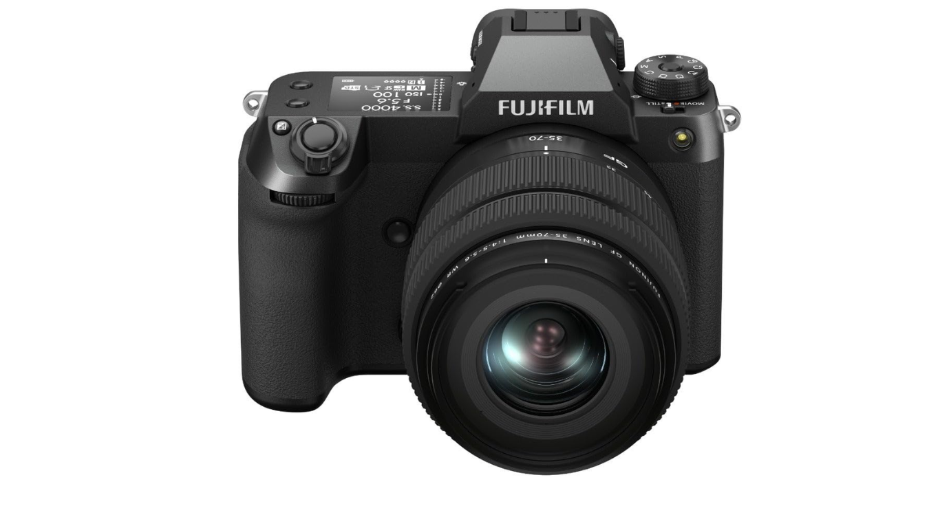 fujifilm GFX 50S II full body.png