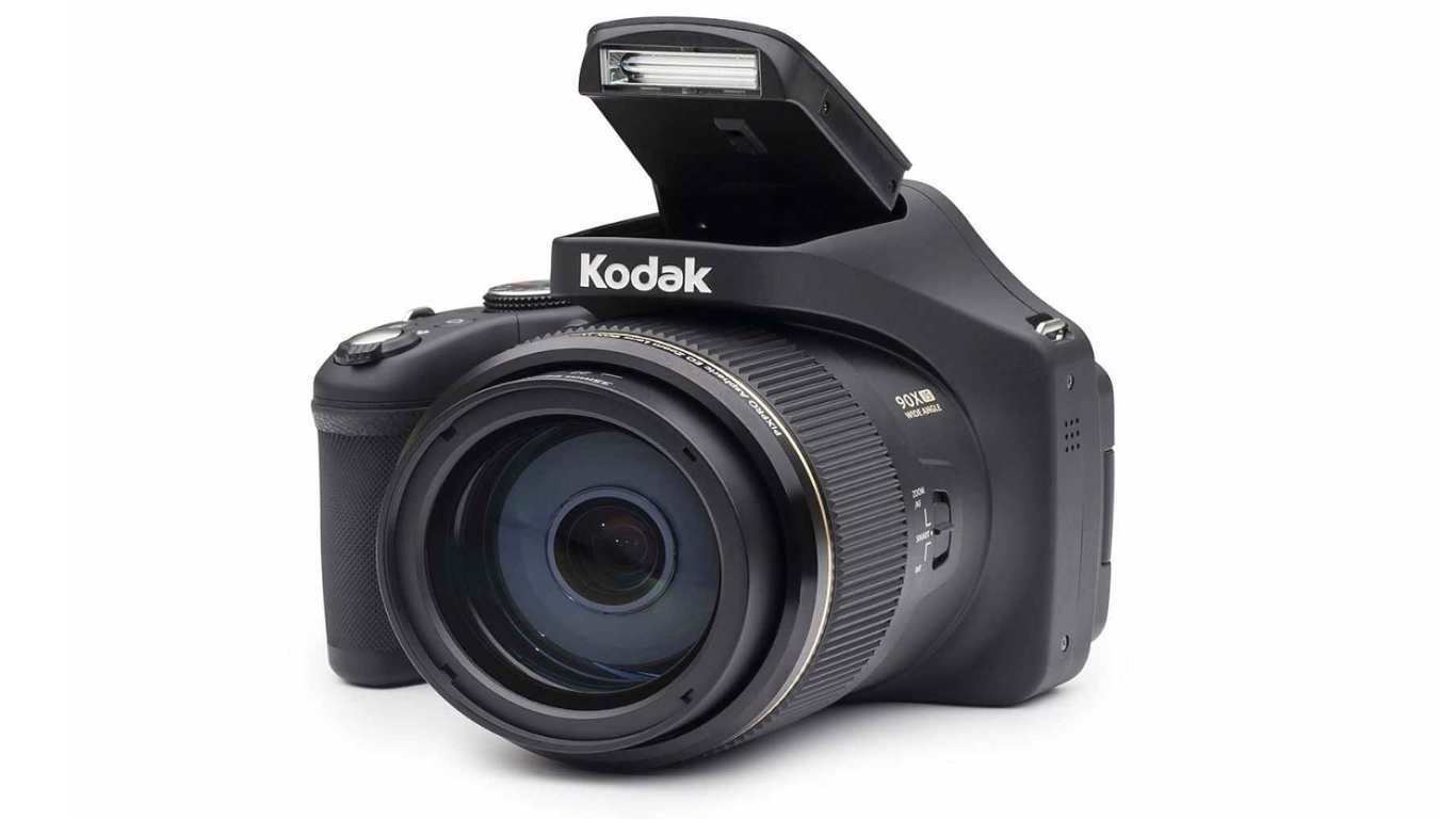 kodak PIXPRO AZ901 full body.png