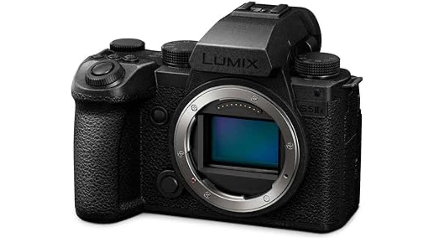 panasonic LUMIX S5IIX DC-S5M2XKGW front .png